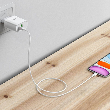 HOCO C80A NETWORK CHARGER PD20W/QC3.0 WHITE