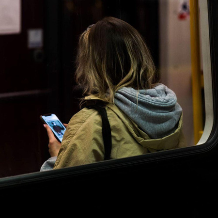 SZKŁO PRYWATYZUJĄCE HOFI ANTI SPY GLASS PRO+ 2-PACK IPHONE 16 PRO MAX / 17 PRO MAX PRIVACY